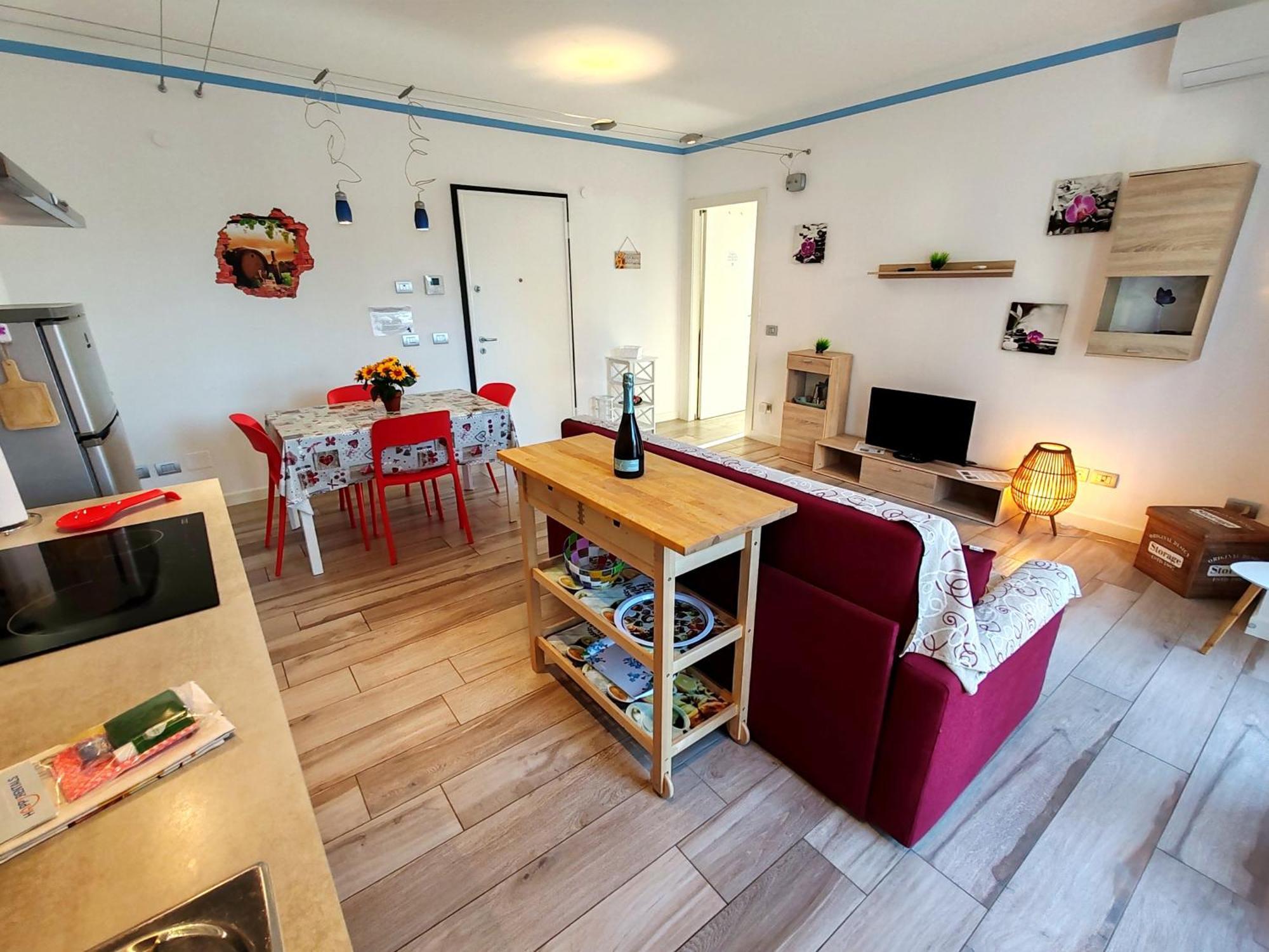Butterfly Apt In Suna With Garage Verbania Buitenkant foto