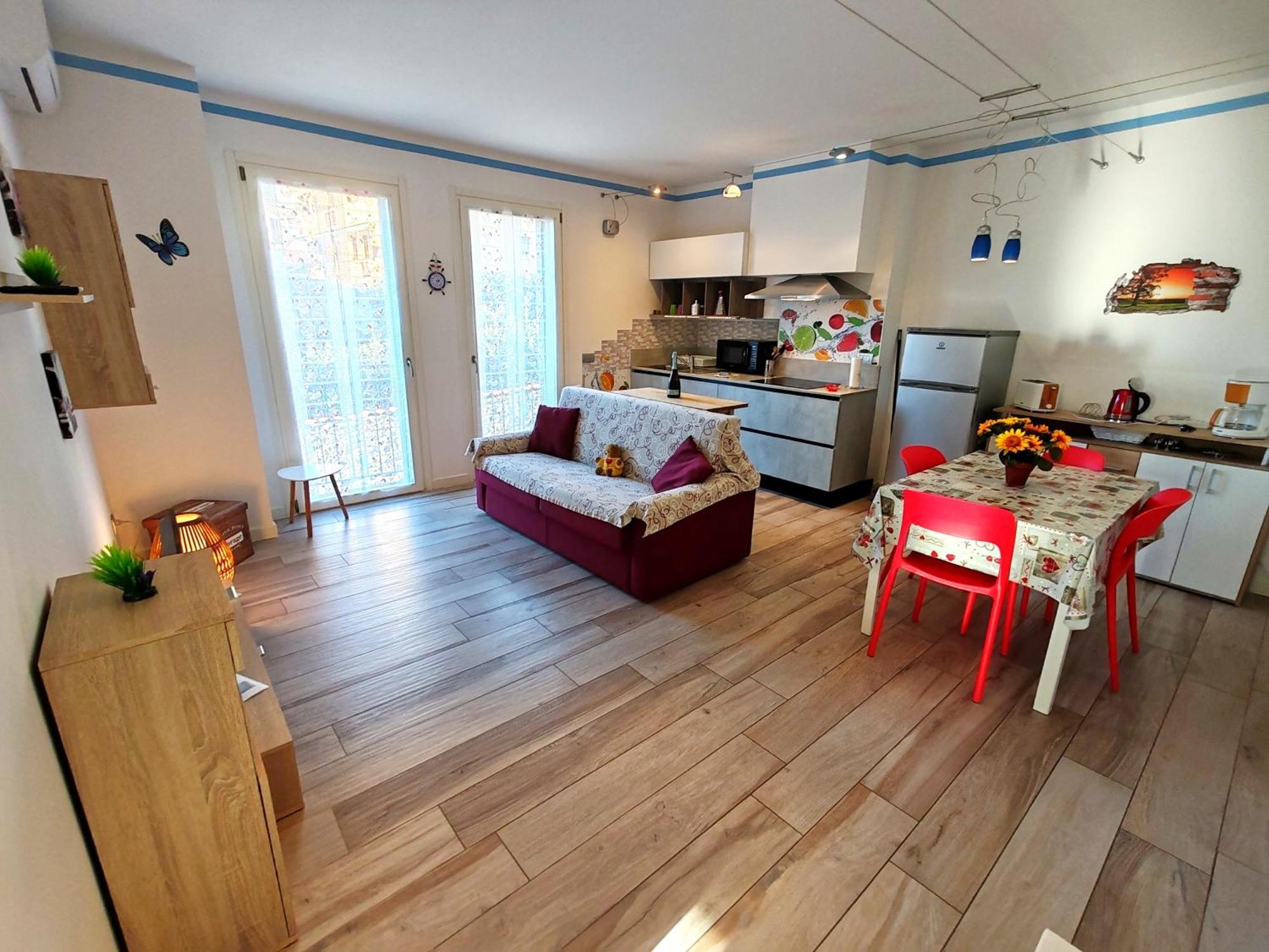 Butterfly Apt In Suna With Garage Verbania Buitenkant foto