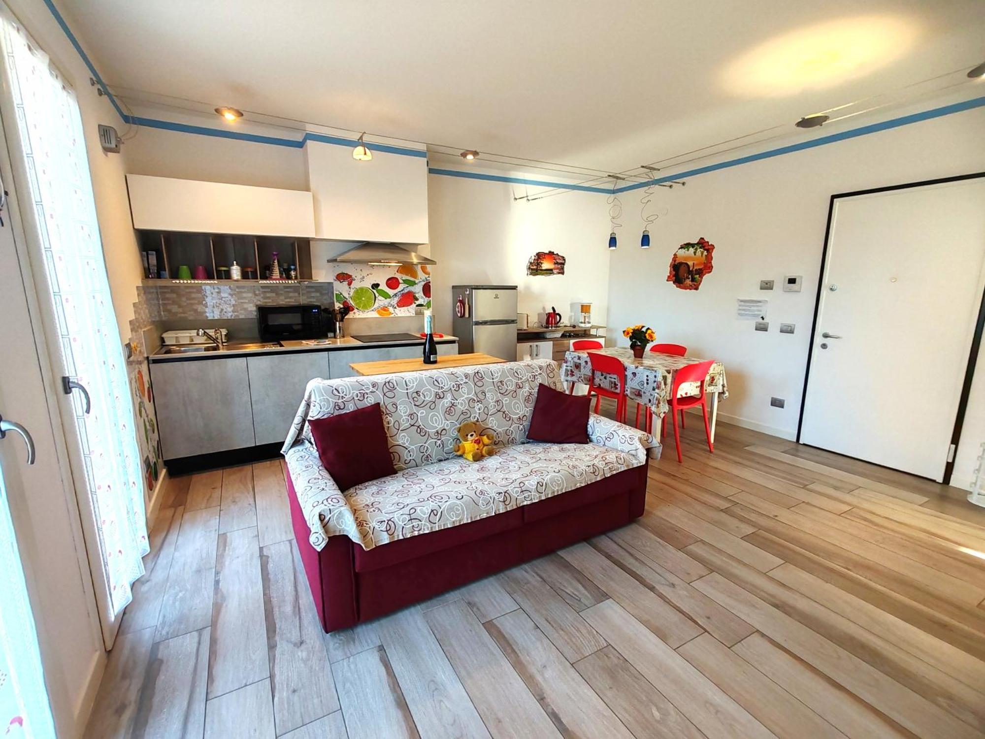 Butterfly Apt In Suna With Garage Verbania Buitenkant foto