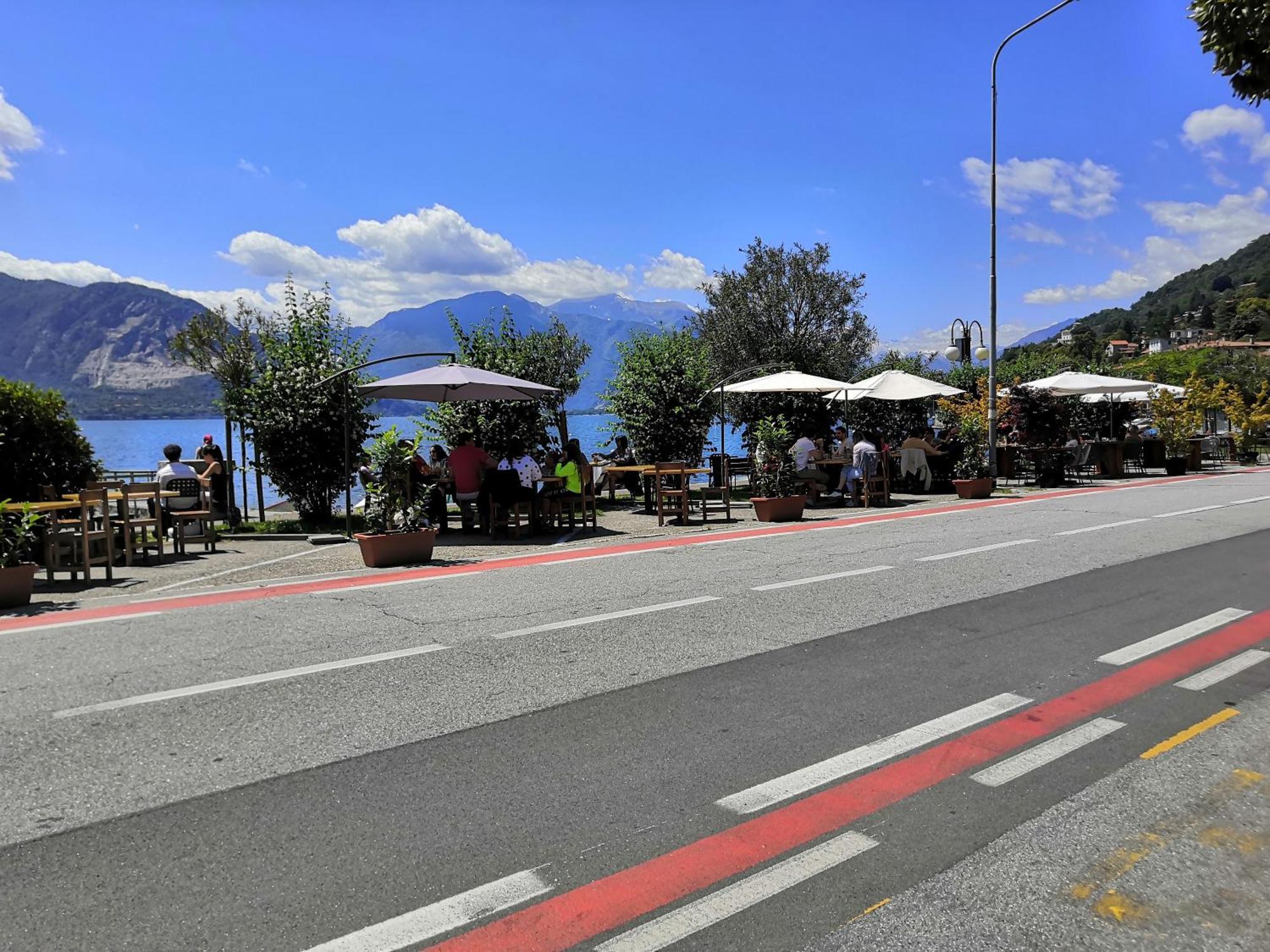 Butterfly Apt In Suna With Garage Verbania Buitenkant foto